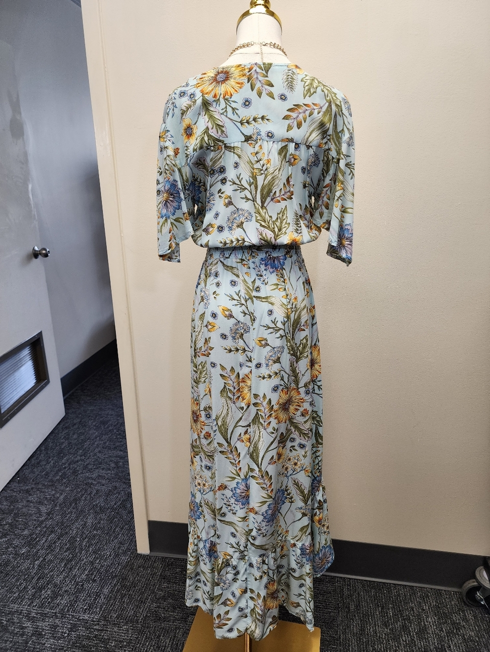 Abel The Label Blue Floral Maxi Dress V Neck Smocked Waist Size XS - Picture 5 of 8